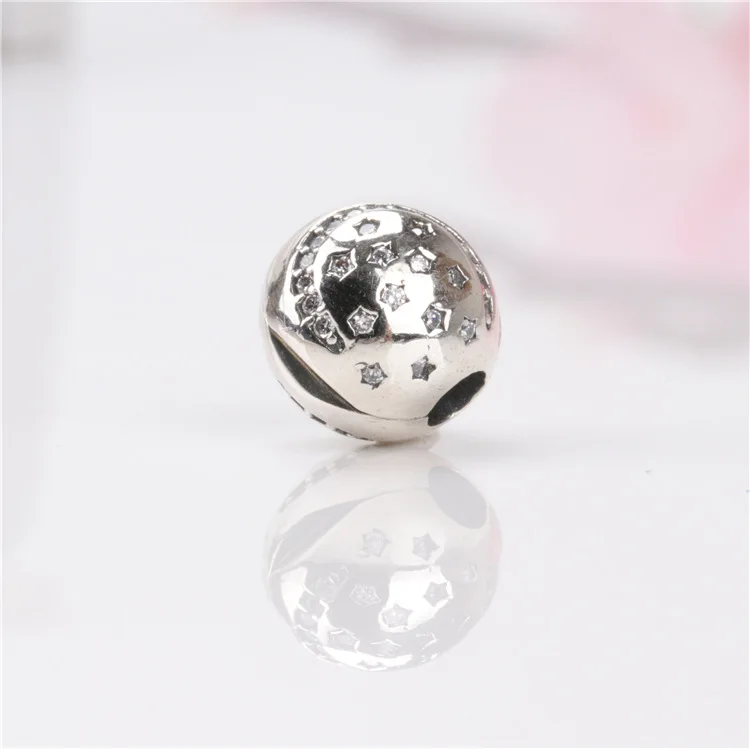 

Claudia S925 Sterling Silver Glittering Night Fixing Clip Is Suitable For The Original Bracelet Positioning Buckle