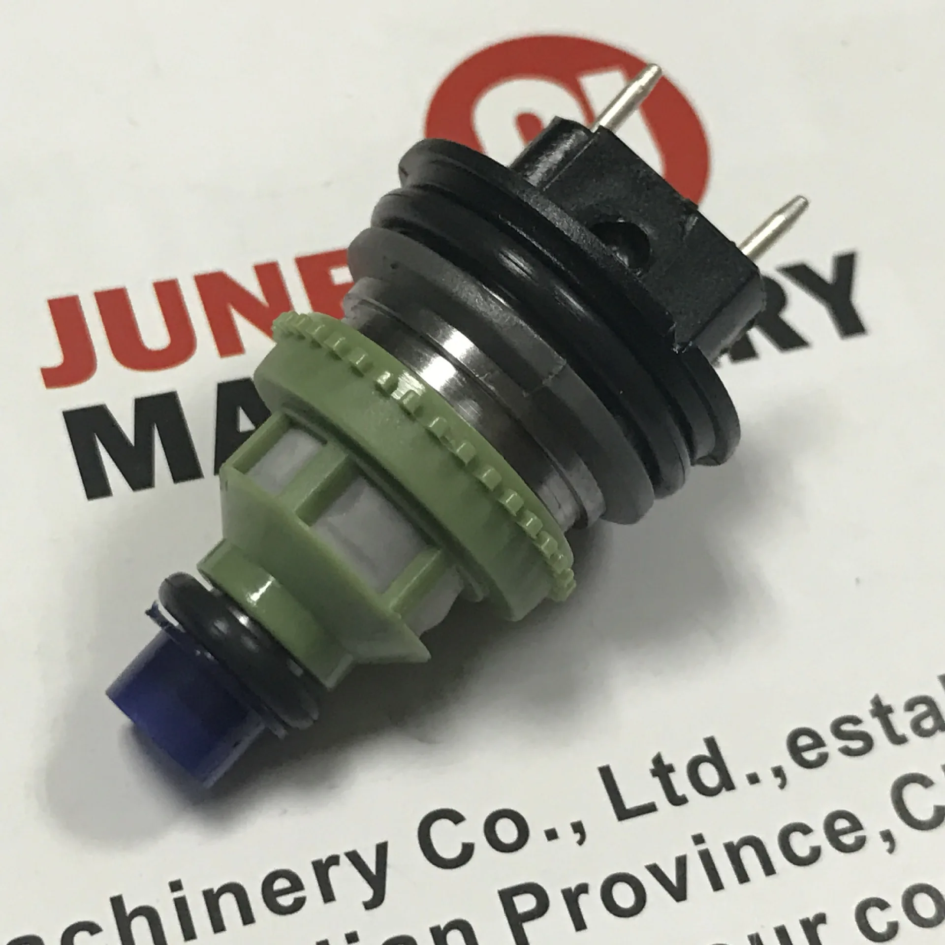 Топливный инжектор подходит для Chevy Geo Metro Suzuki Swift 195500-2160 0280150661 1.0L FIAT DUCATI DAVIDSON IWP069 |