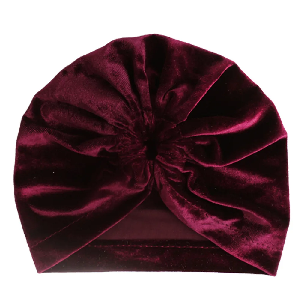 Детская шапка однотонная карамельного цвета для малышей детей маленьких