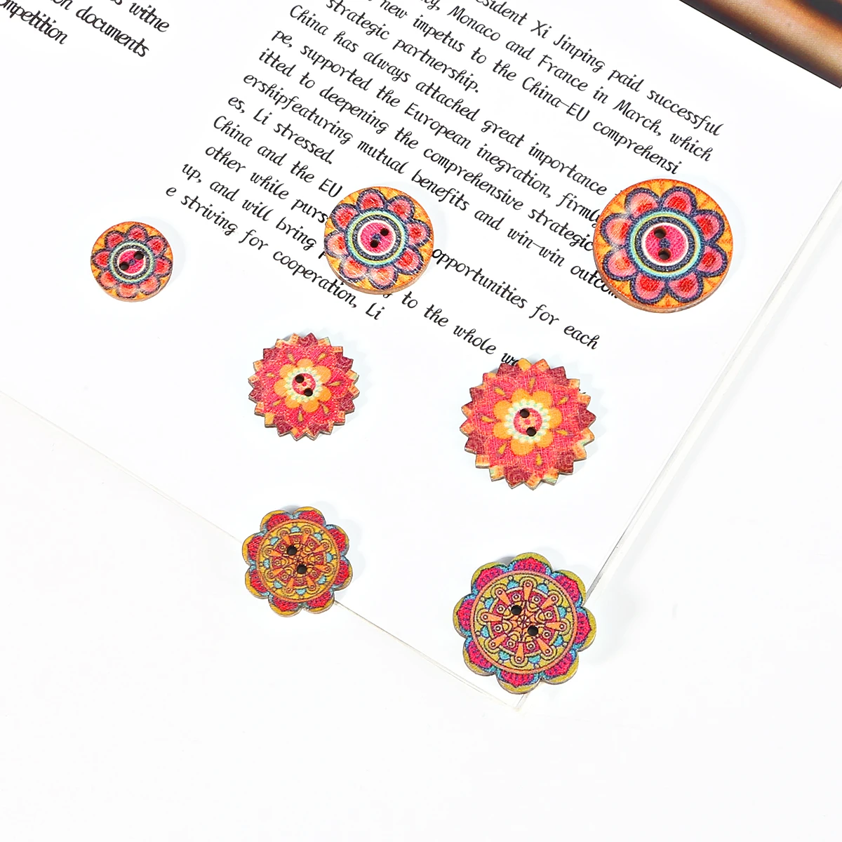 

50pcs Multi pattern wooden buttons octagon gear round buttons Aperture for sewing DIY Handcraft Scrapbook Supplies