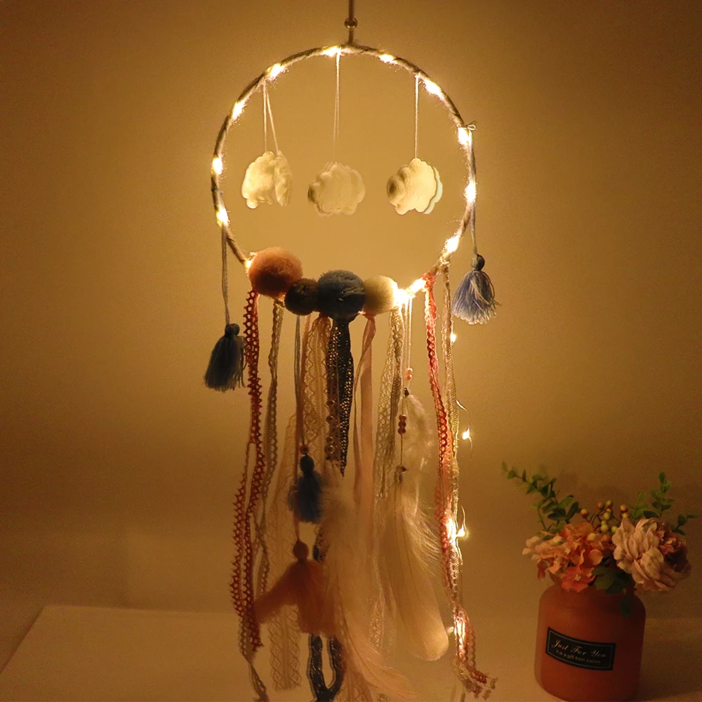 Ловец снов с светодиодный ыми перьями со светодиодсветильник кой ветряные