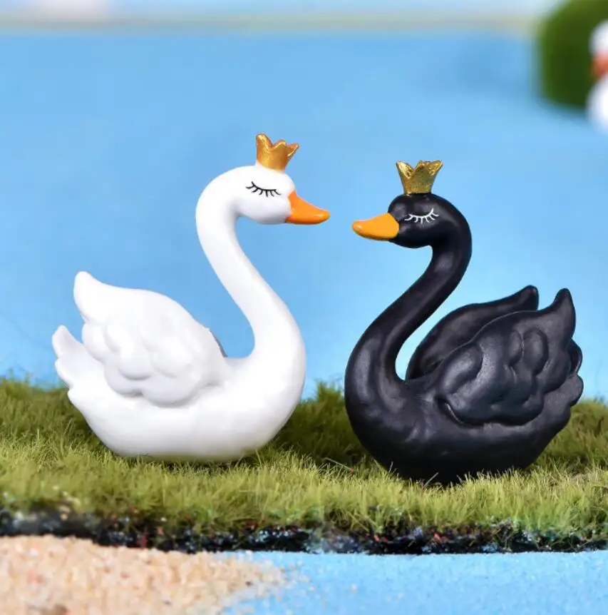 

20pcs Resin Crown Swan Cartoon Figures Miniatures Landscape Accessories For Home Garden Decoration Scrapbooking Craft Diy