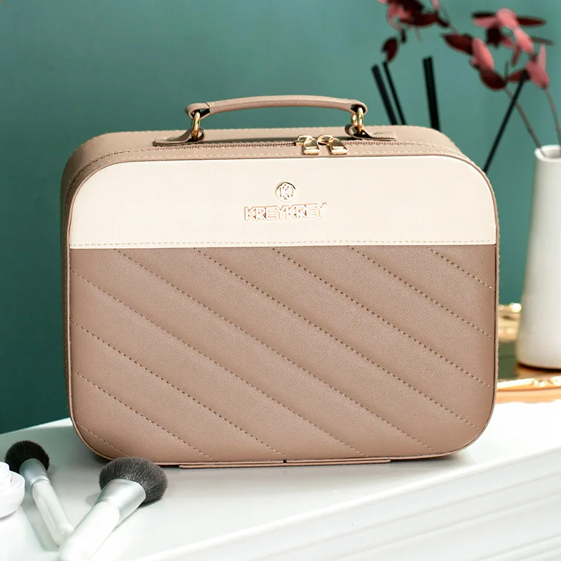 2022 New Cosmetic Bag Large Capacity PU Leather Striped Travel Eyebrow Storage Cosmetic Case