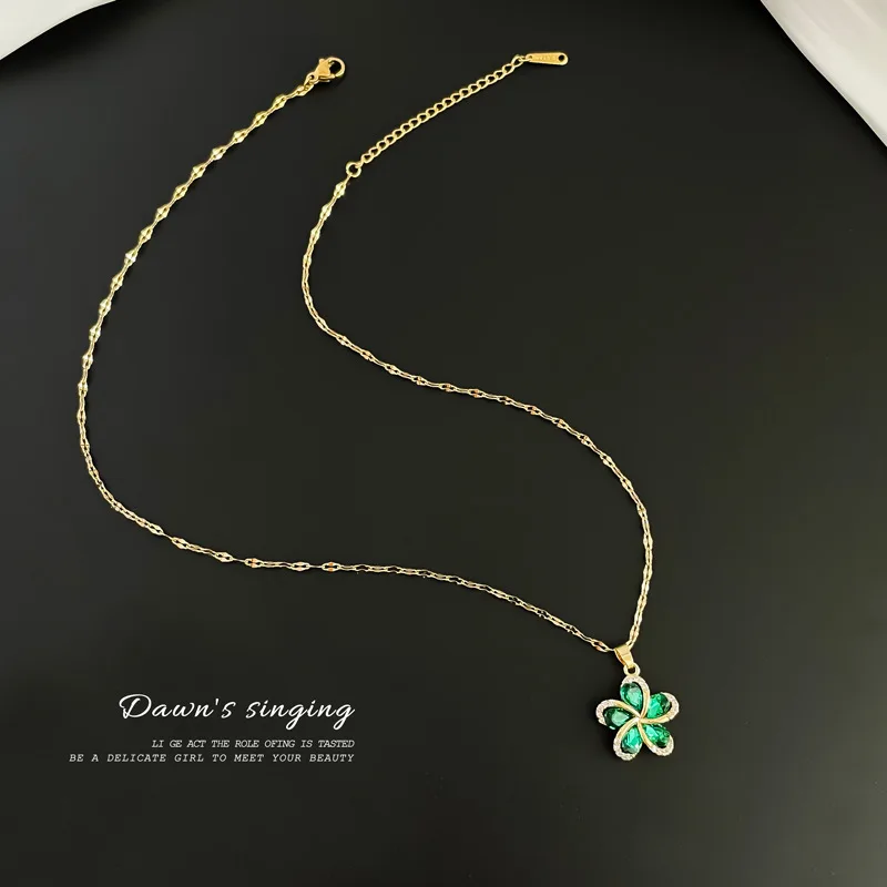 2021 New Luxury Design Green Zircon Flower Pendant Necklace For Women Exquisite Clavicle Chain Wedding Fashion Jewelry Gifts
