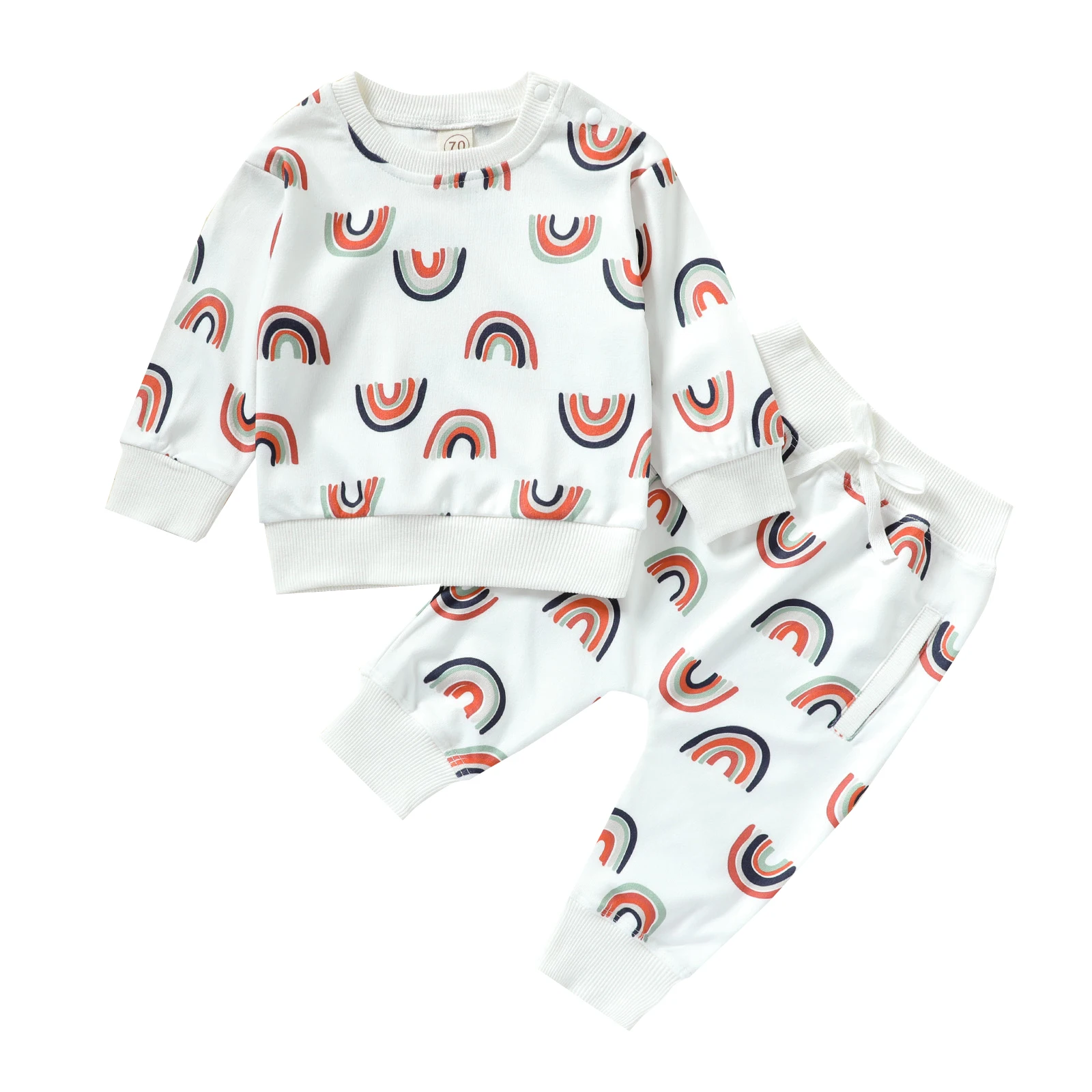 

Детская футболка с длинным рукавом и круглым вырезом и брюки на шнуровке