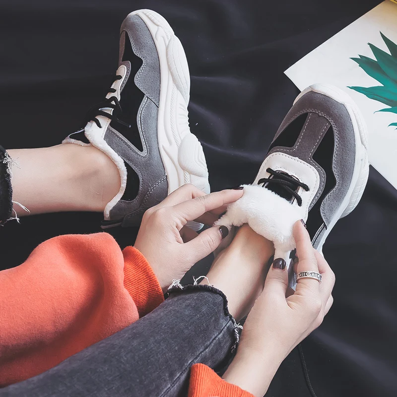 

2020 Women Casual Sneakers Winter Ladies Sneakers Plush Fur Warm Women Shoes Lace Up Female Comrfortable Platform Shoes Woman