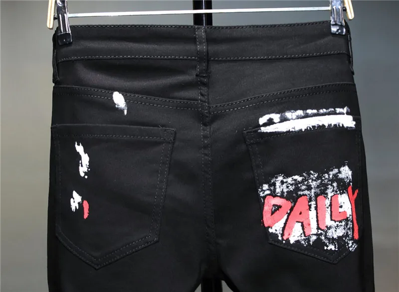 

ABOORUN Men's Graffiti Print Jeans Jogging Pants Slim Stretch Pencil Pants Casual Trousers for Male