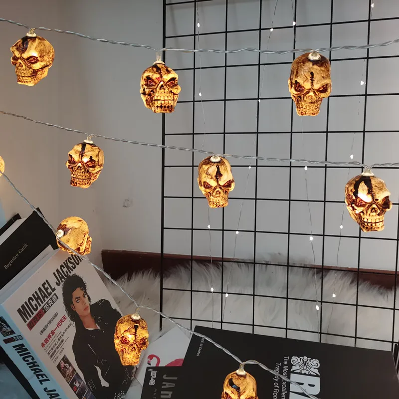 Гирлянда с черепами светодиодный питанием от аккумулятора USB для спальни