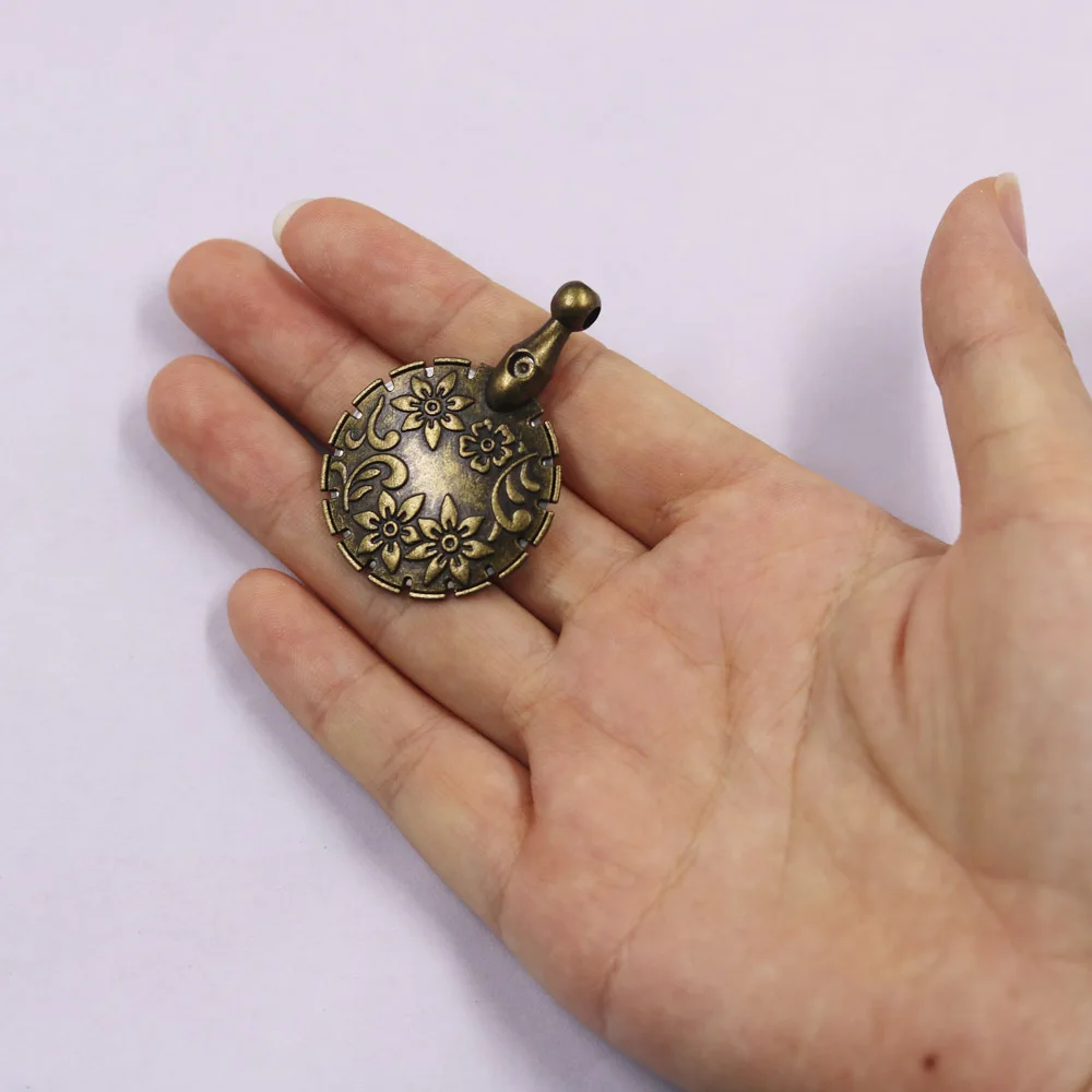 1 шт. высококачественный резак для швейной нитки подвеска круглой формы античный