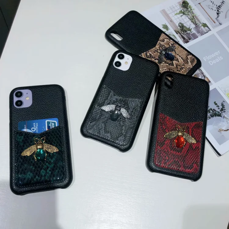

Роскошный Металлический 3D чехол с изображением пчелы и драгоценным камнем для iPhone 7 8 X XR XS Max, чехол для телефона со змеиным карманом для iPhone 11...