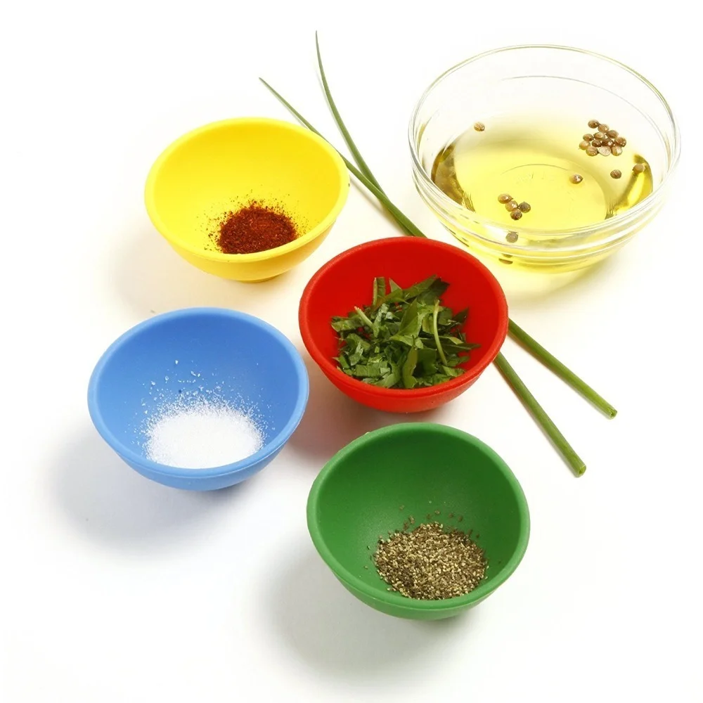 

1pcs Silicone Mini Bowl Relish Plate Dish For Salt Sauce Sugar Butter Cream Dressing Mayonnaise Salad Dinnerware Kitchen Tools