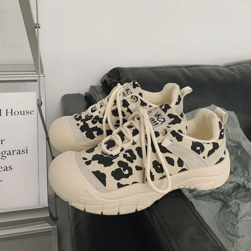 

Anti-collision Toe Ladies Canvas Shoes Anti Slip Vulcanized Shoes Women Sneakers Lace-up Sports Shoes Tenis Feminino Trend Shoes