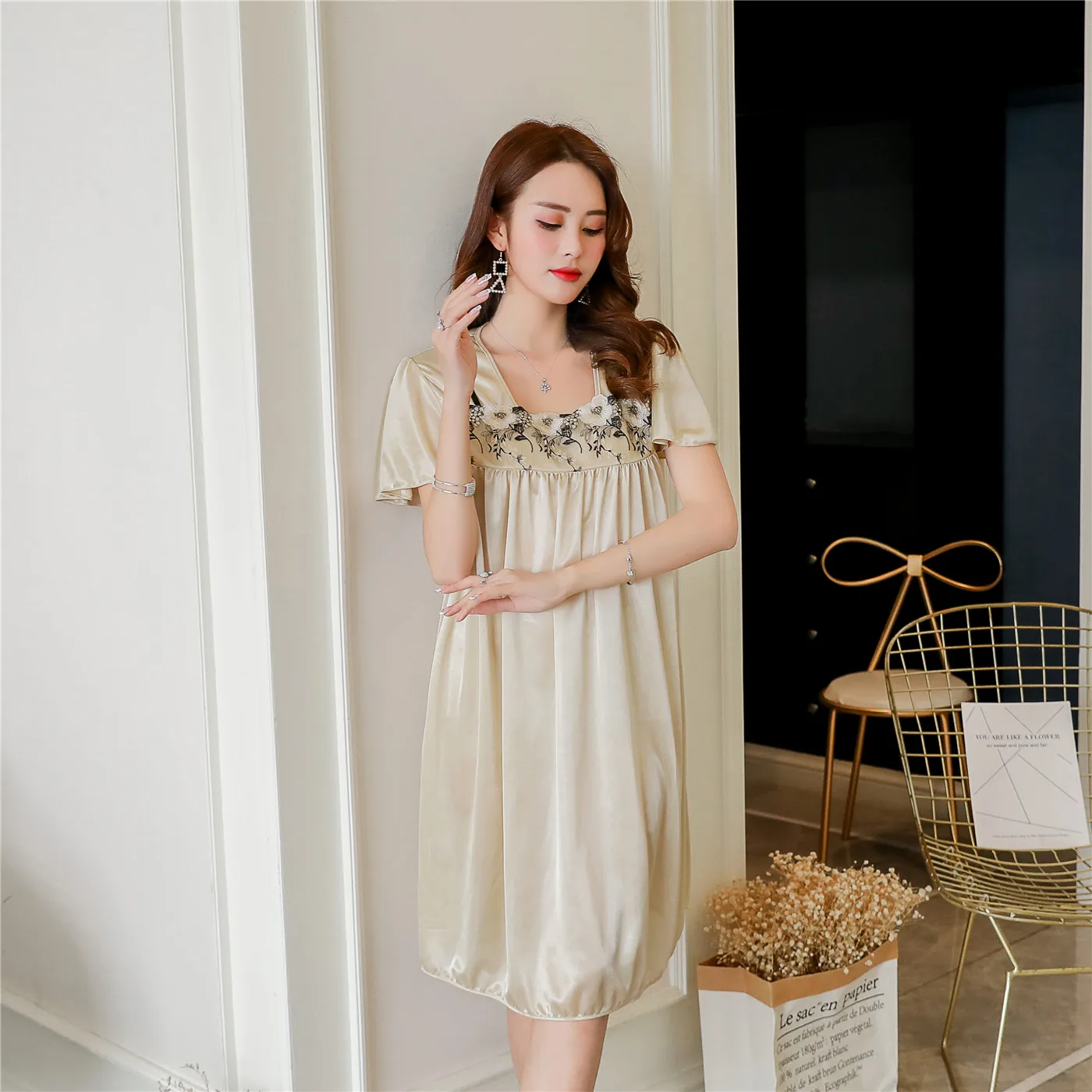 Women's Nightgown Sexy Sleepwear Wedding Nightie Sleepshirts Lace Sleepwear Night Dress Nightdress Lounge Sleepwear Nighty Bride