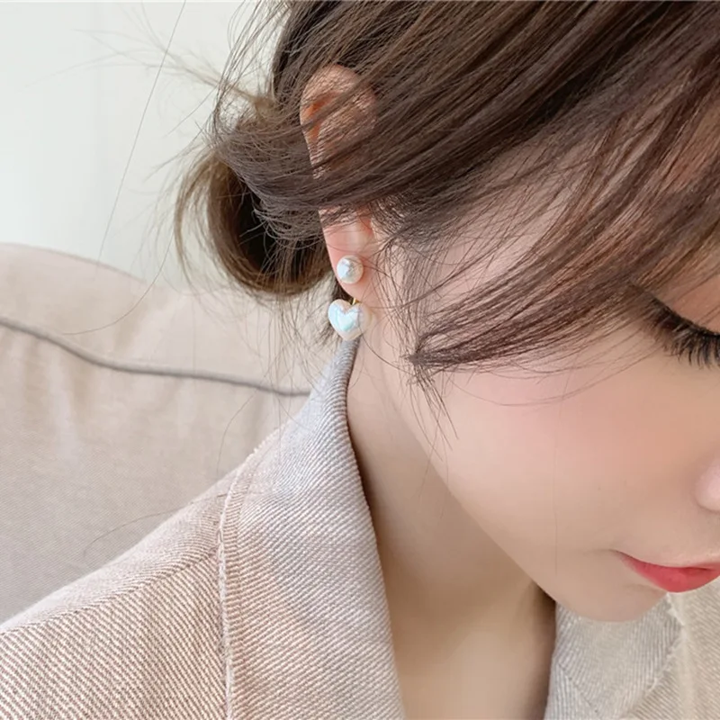 

Korean Fashion Love Earrings Shiny Rear Hanging Pearl Earrings Hypoallergenic Pearl Earrings for Women Wedding Party Jewelry