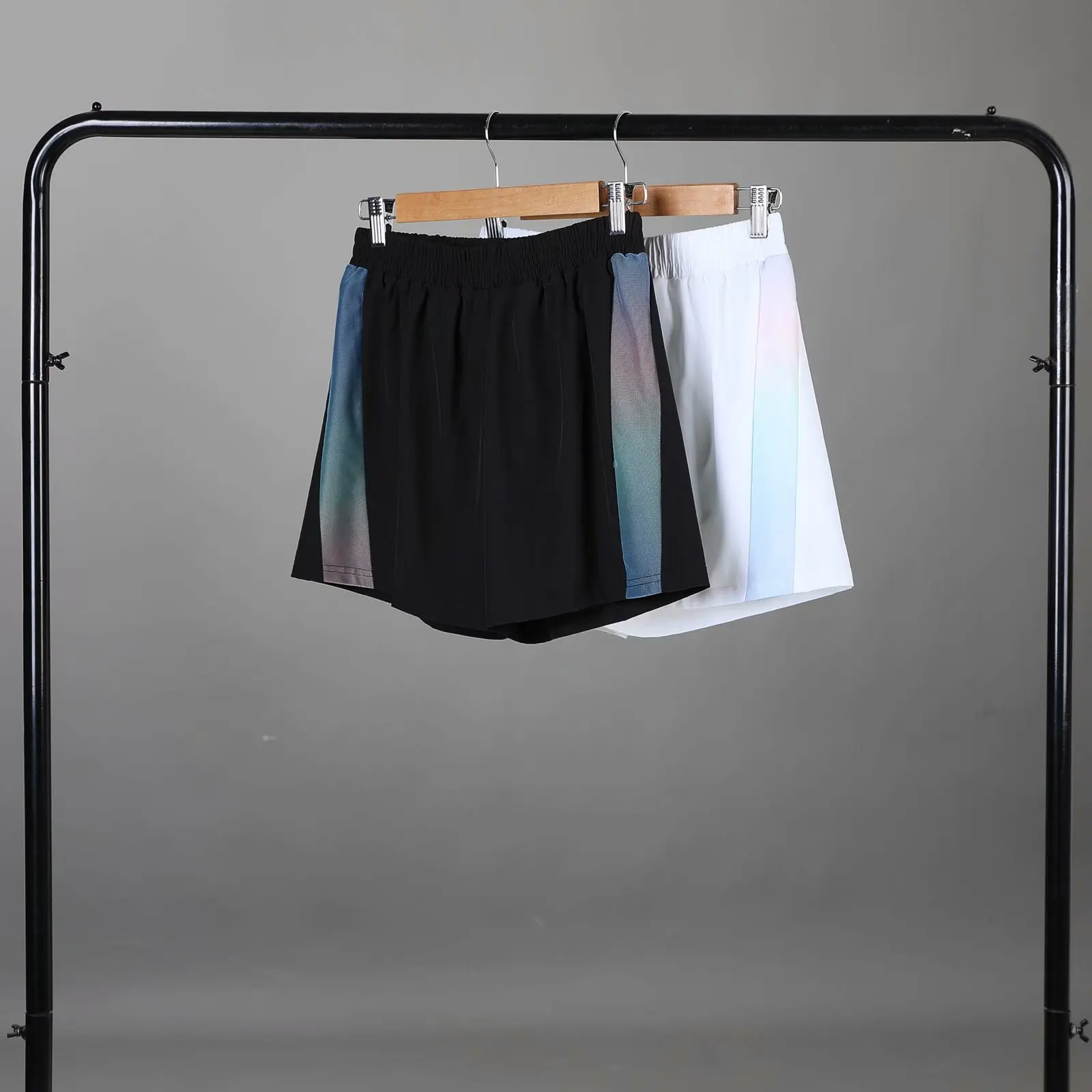 

New women's top sportswear fitness jogging shorts yoga training pants bicycle race pants High Waist Shorts sports tights high