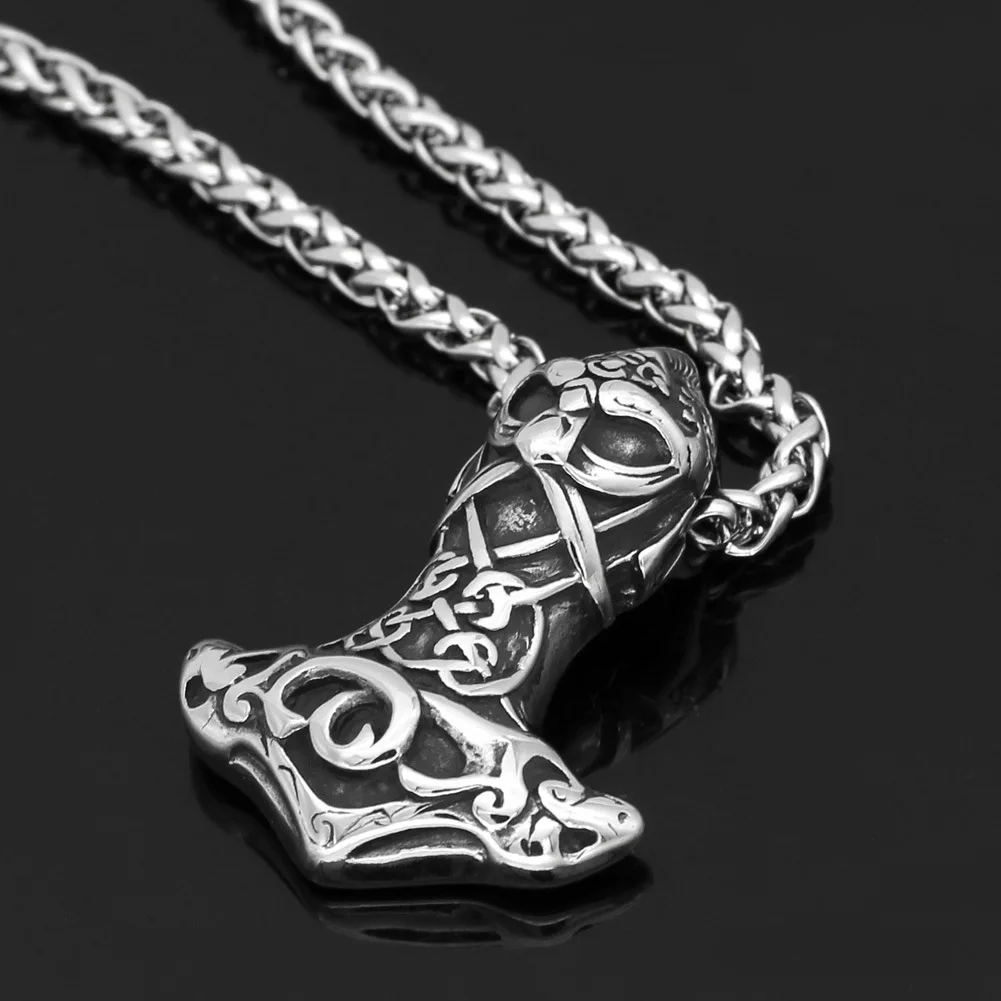 

New Retro Celtic Viking Warrior Pendant Necklace for Man Fashion Sliding Metal Pendant Chain On The Neck Accessories