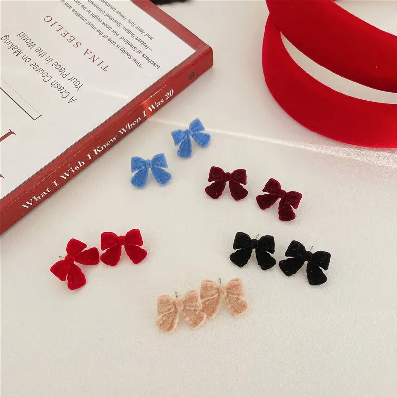 

2021 New Trendy French Vintage Colorful Flocking Bow Earrings Cute Sweet Small Studs Earrings for Women Party Accessories
