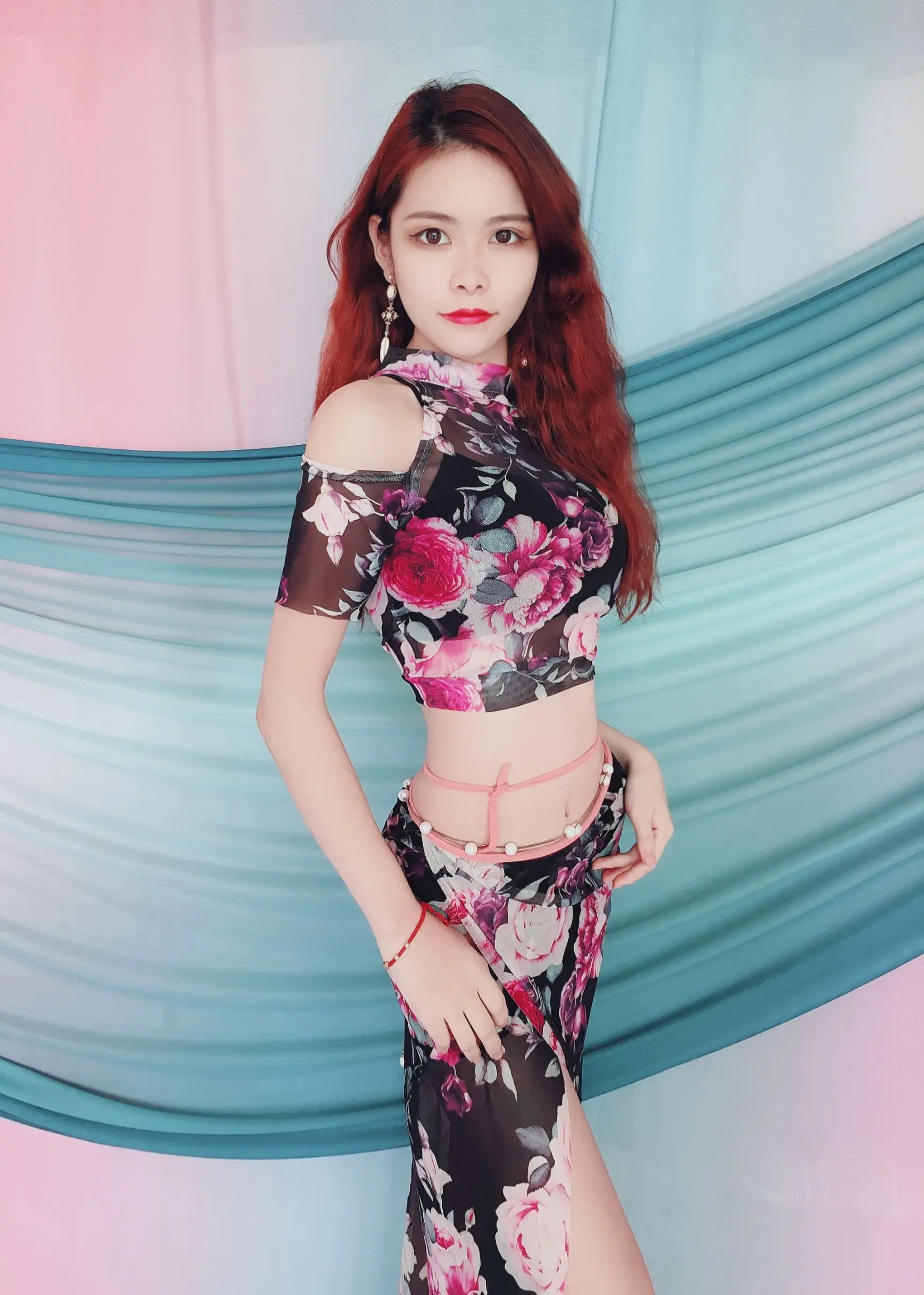 Восточный танцевальный костюм для восточных танцев живота Балади Санди