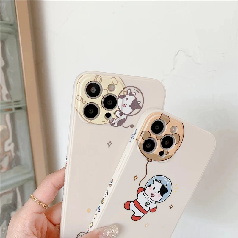 

Cute Cows Liquid Silicone Phone Case For iPhone 11 Pro 12 Mini X XR XS Max SE2020 Planet Astronaut Bumper on 6 6S 7 8 Plus Cover