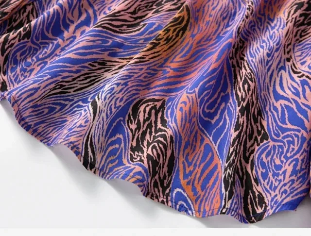 

2021 Women Shirt Spring New Purple Pattern Print Long Sleeve Shirt Women Tops