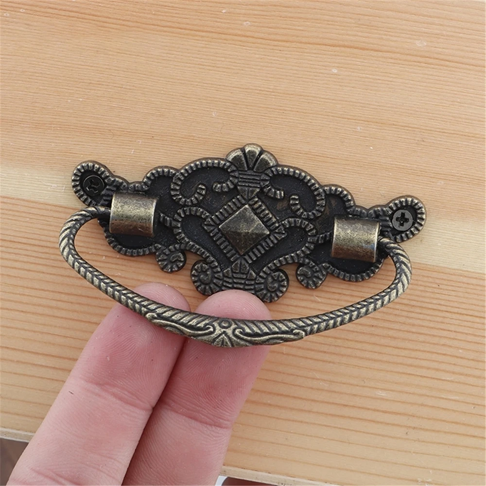 

Antique Bail Pull Handle for Wooden Drawer Cabinet Cupboard Wooden Box Cabinet Door Butt Hinges with Nails Furniture Accessories