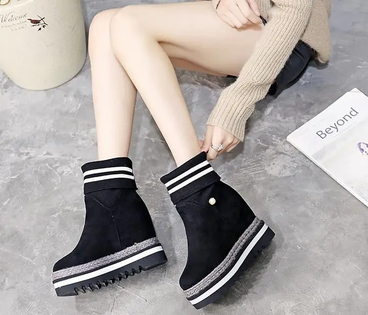 Новинка 2019 сетчатые красные короткие сапоги простая толстая подошва очень