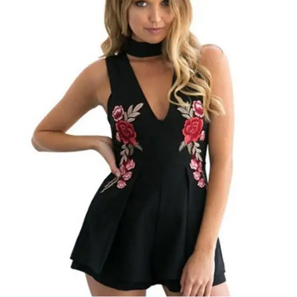 Женский офисный комбинезон с вышивкой черный белый v образным вырезом и