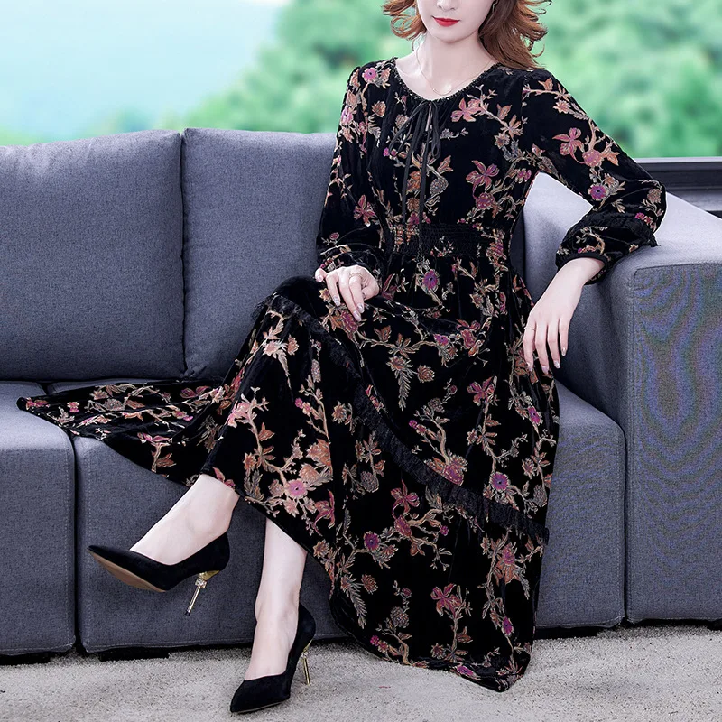 

Velvet dress women's 2021 autumn and winter new fashion slim O-neck mid-length plus size dress high-quality and elegant Robe