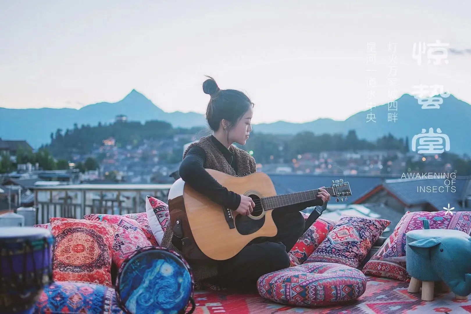 Скандинавская подушка в марокканском стиле