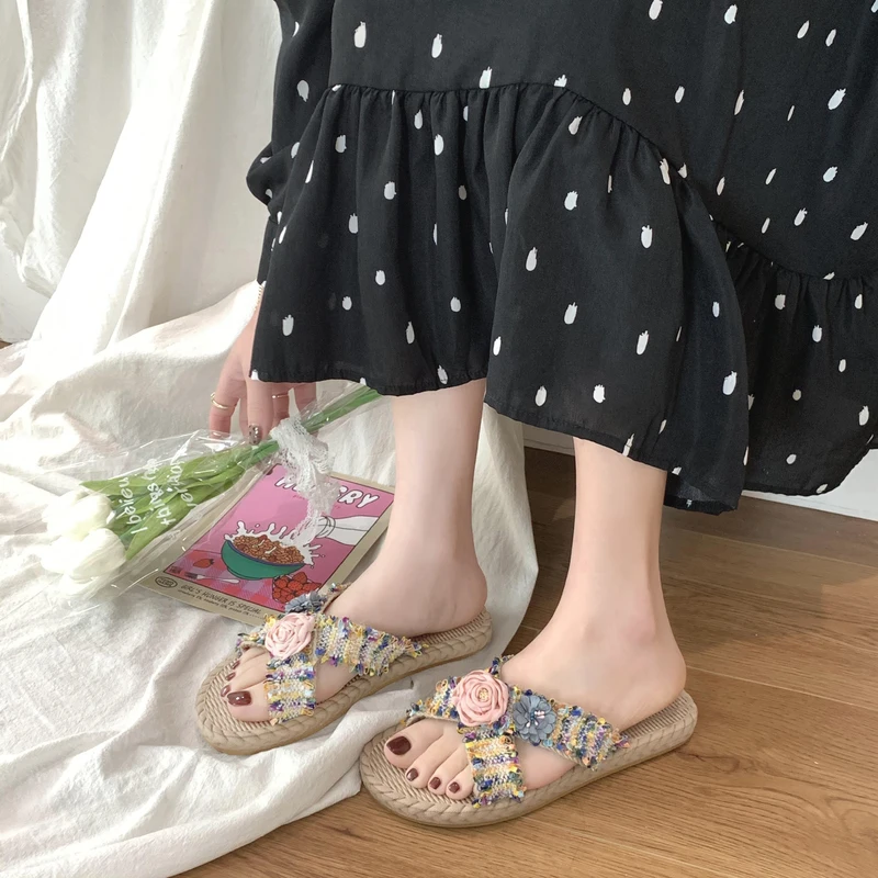 

Female Shoes Womens Slippers Outdoor Flower Low Slides 2021 Summer Flat Beach PU Basic Rubber Floral Slippers Women Summer Slide