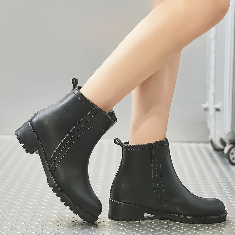 

New Low-heeled PVC Classic Non-slip Waterproof Wild Casual Comfortable Fashion Trend Daily Female Rain Boots Three Colors F1-41