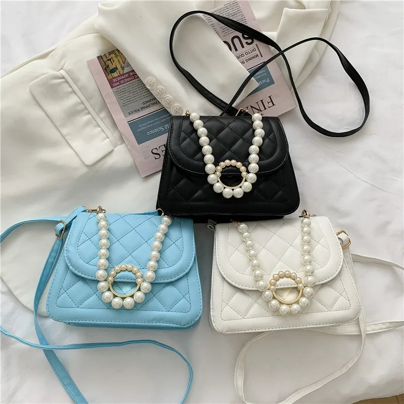 

Women's Chain Crossbody Bag Female Diamond Lattice Shoulder Bags Ladies Handbags with Pearls Small White Bag Clutch Purse Bolsos