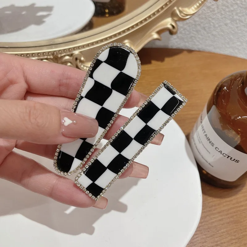 

1Pcs Lovely Plaid BB Hair Clips for Women Hairpin Crab Headband for Girls Korean Hair Accessories Headwear Ornament Wholesale