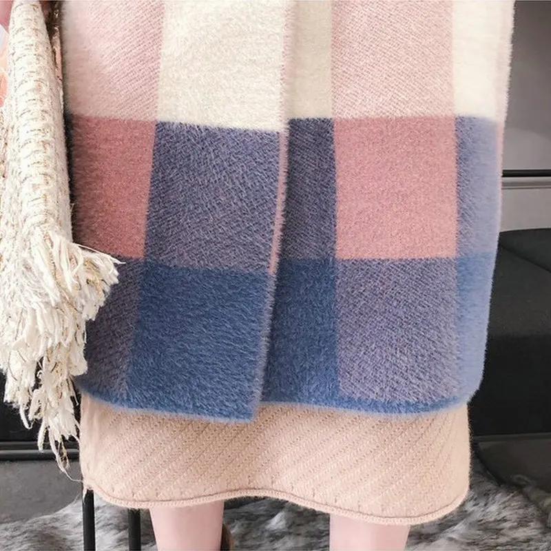 

Women's Water Velvet Plaid Jacket 2020 Autumn Winter New Water Velvet Knit Cardigan Female Long Splice Cardigan Women Warm Coats