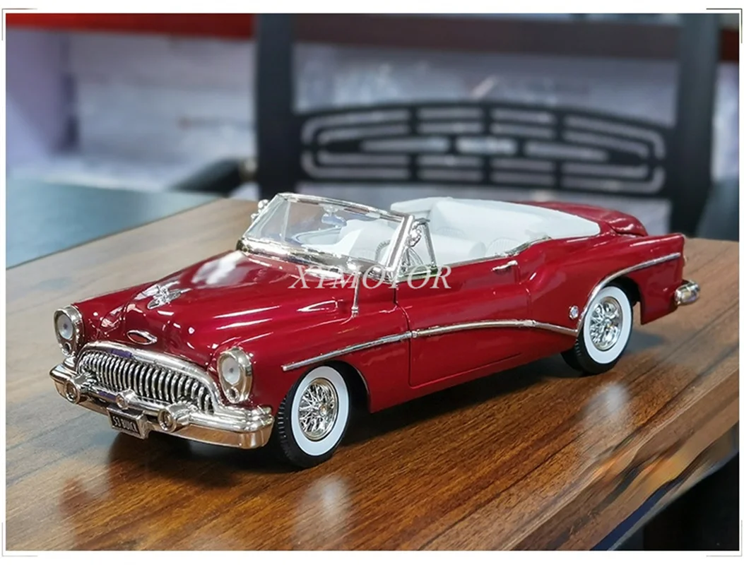 

1:18 для BUICK Roadmaster slyark 1953, металлическая литая модель автомобиля, детские игрушки, подарки, коллекция украшений с красным дисплеем