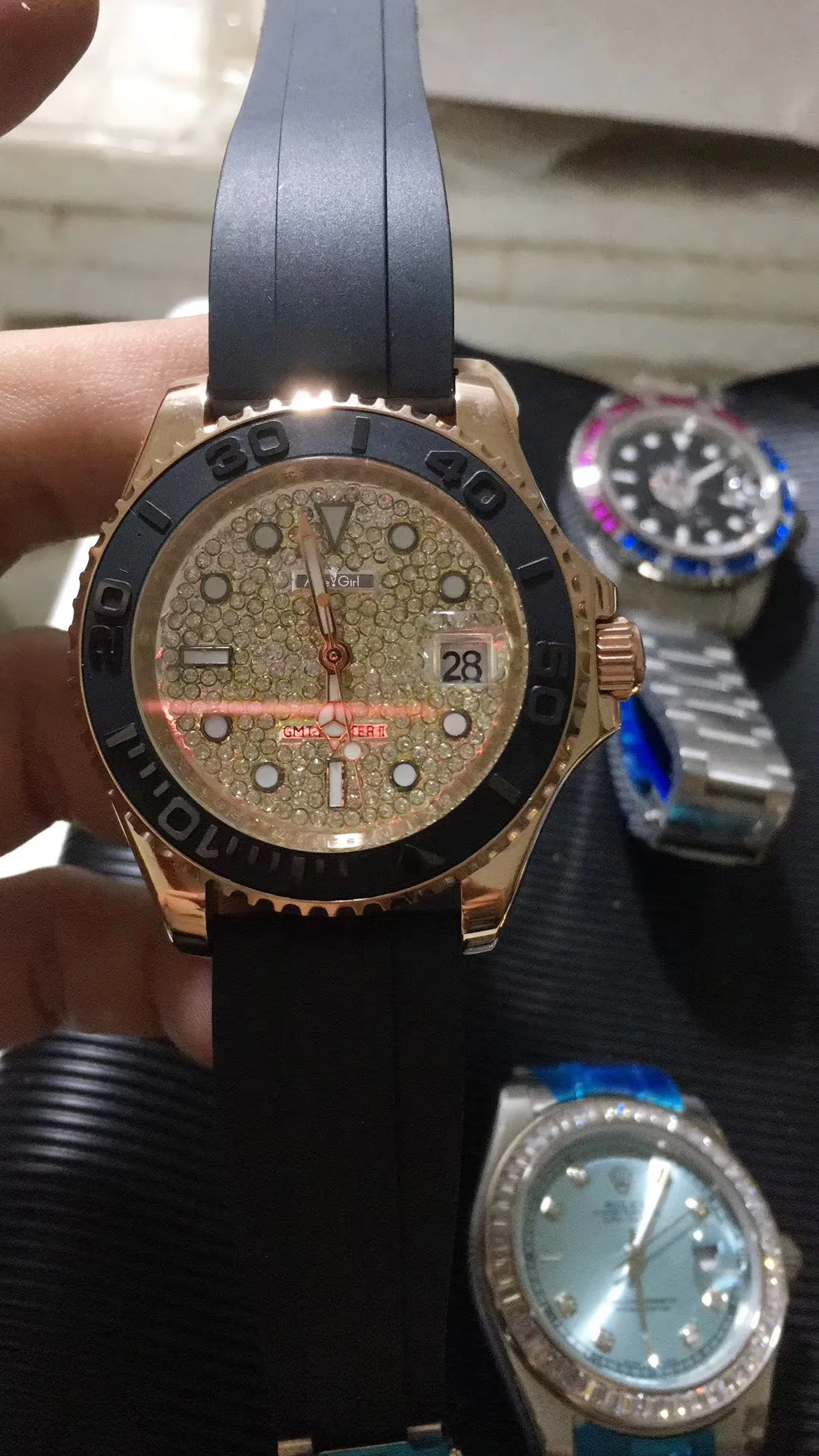

Classic New Rose Gold Ceramic Bezel Men Master Sapphire Automatic Mechanical Black Rubber Sport Watch 40MM GMT Diamond Dial