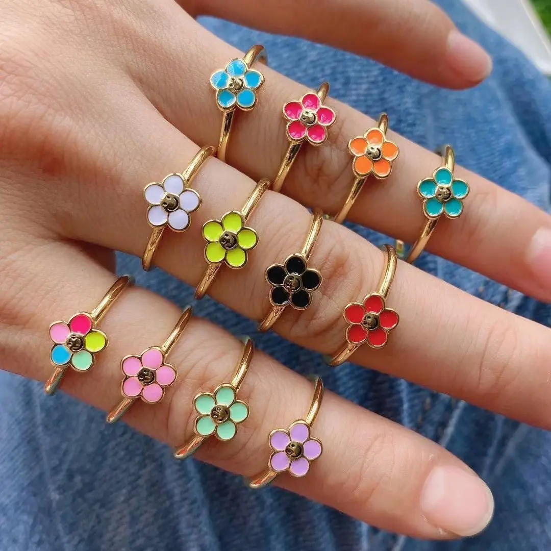 10Pcs Wholesale Popular New Flower Rings For Women Color Enamel Flowers Smiley Face Gold Rings Girl Jewelry Gift