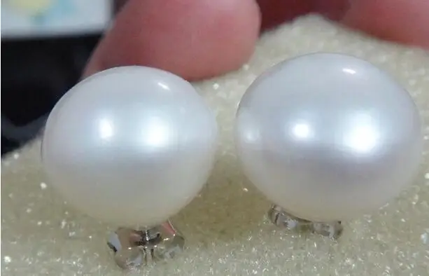 Ювелирные изделия Нефритовая серьга пара натуральных 14 ~ 15 мм Южное море