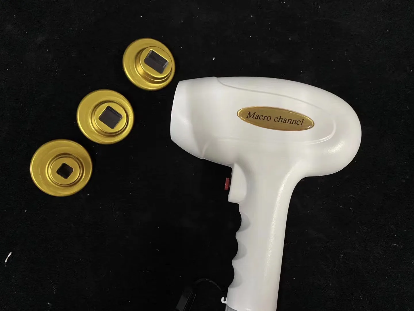 

Enhanced Edition 808nm Diode Laser Hair Removal Machine 3 Wavelength Painless Permanent Hair Removal 80 Million Shots