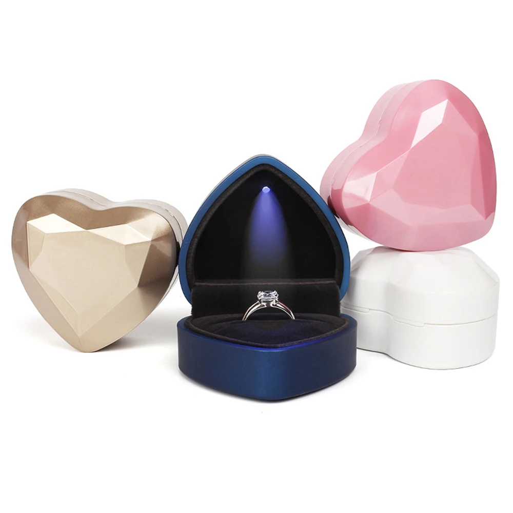 

Luxury Heart-Shaped Light Wedding Ring Box With Display Storage Jewelry Decoration Box Ring Pendant Bag Birthday Gift