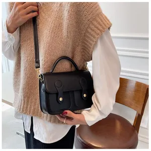 2021 New Fashion Shoulder Bag Women Retro Trendy Messenger Bag British Style Handbag Messenger Bag