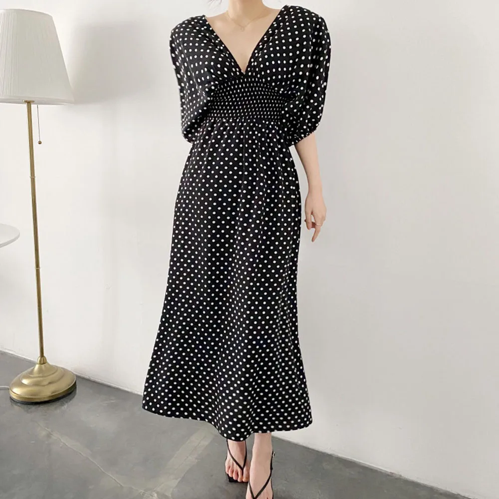 

2021 Retro Dots Temperament Summer New Korean Fashion Women's Dress V-neck High Waist Bat Sleeve Loose Casual