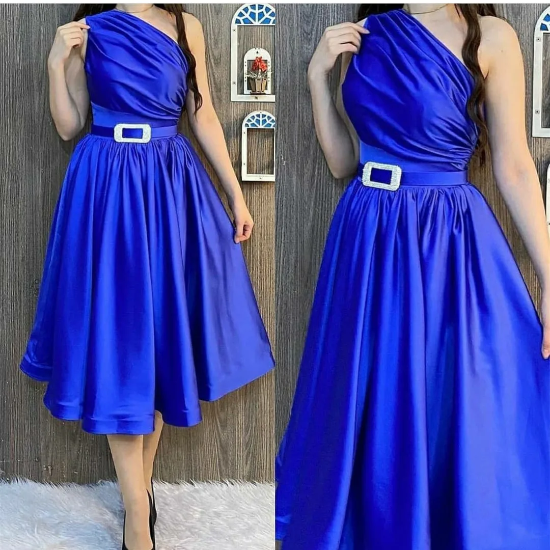 

Elegant Short Royal Blue Satin Evening Dresses with Pockets A-Line Pleated One Shoulder Tea Length Formal Party Gown for Women