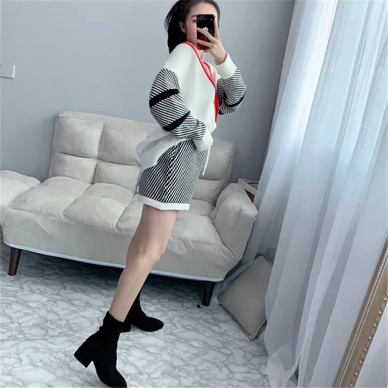 Осень 2019 Женский Повседневный вязаный комплект из двух предметов с v-образным