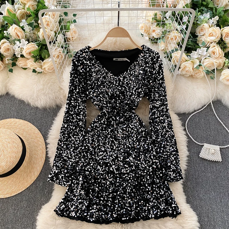 

Women Shiny Sequins Dress Korean Fashion V Neck Long Sleeve A-line Dresses 2020 Autumn Chic Ruffles Party Short Dress DZA420