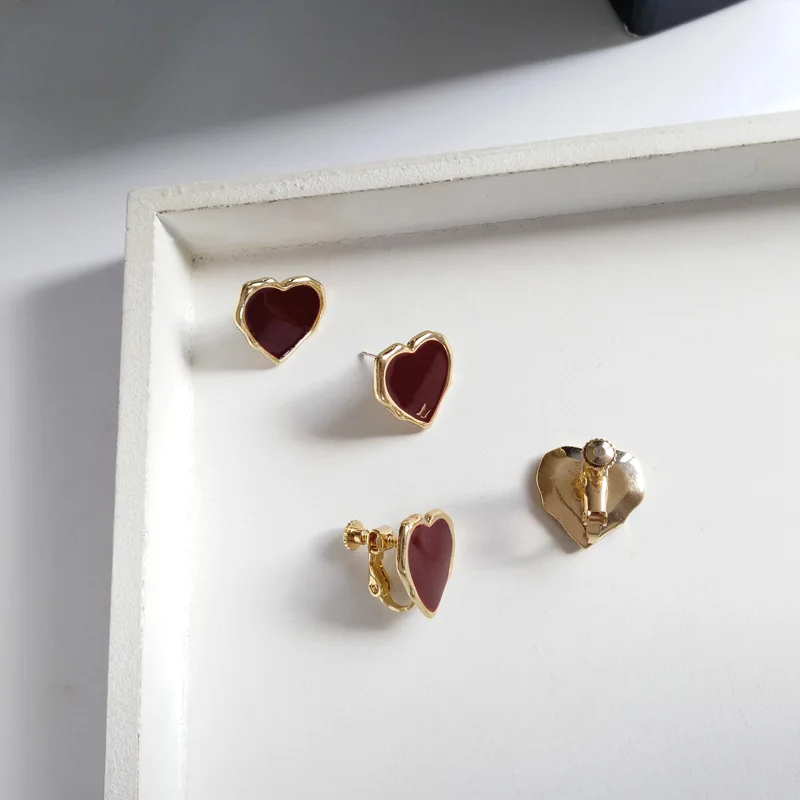 Женские винтажные серьги-клипсы винно-Красного цвета в форме сердца простое