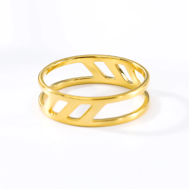 Минималистичные круглые штабелируемые кольца из нержавеющей стали цвета