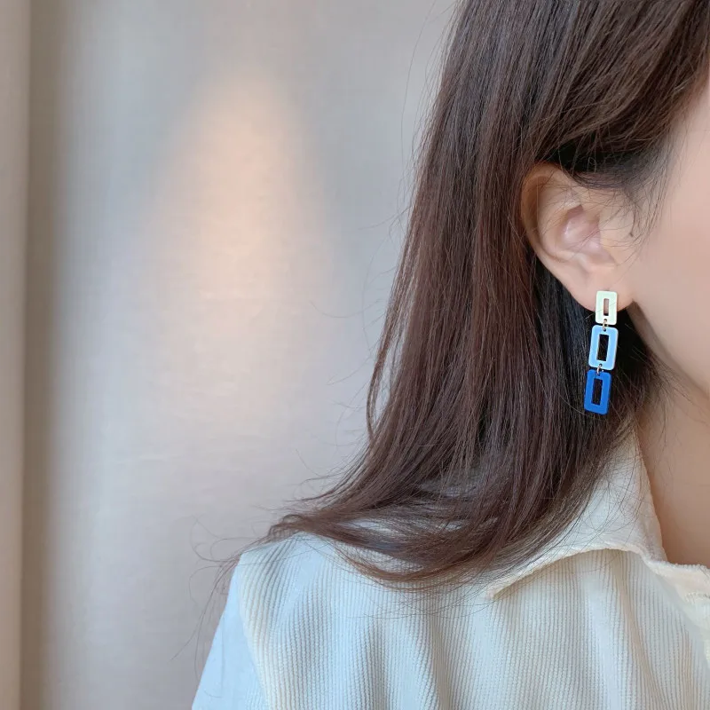 

S925 Silver Needle Korean Rectangular Hollow Out Dashion Contrast Earrings