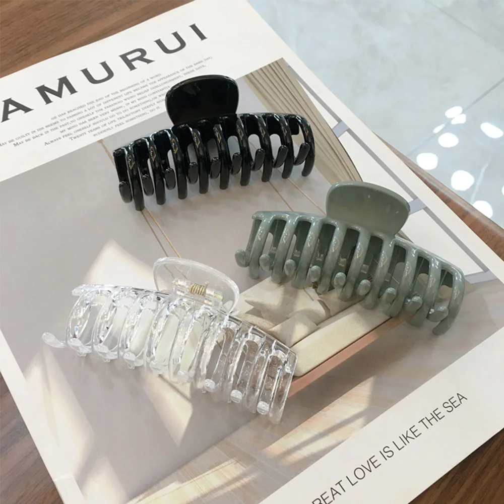

Korean Style Women Hair Clip Claw Clip Crab Plastic Hair Claw Large Size Hair Clamps Hair Accessories for Women Bathing Clips