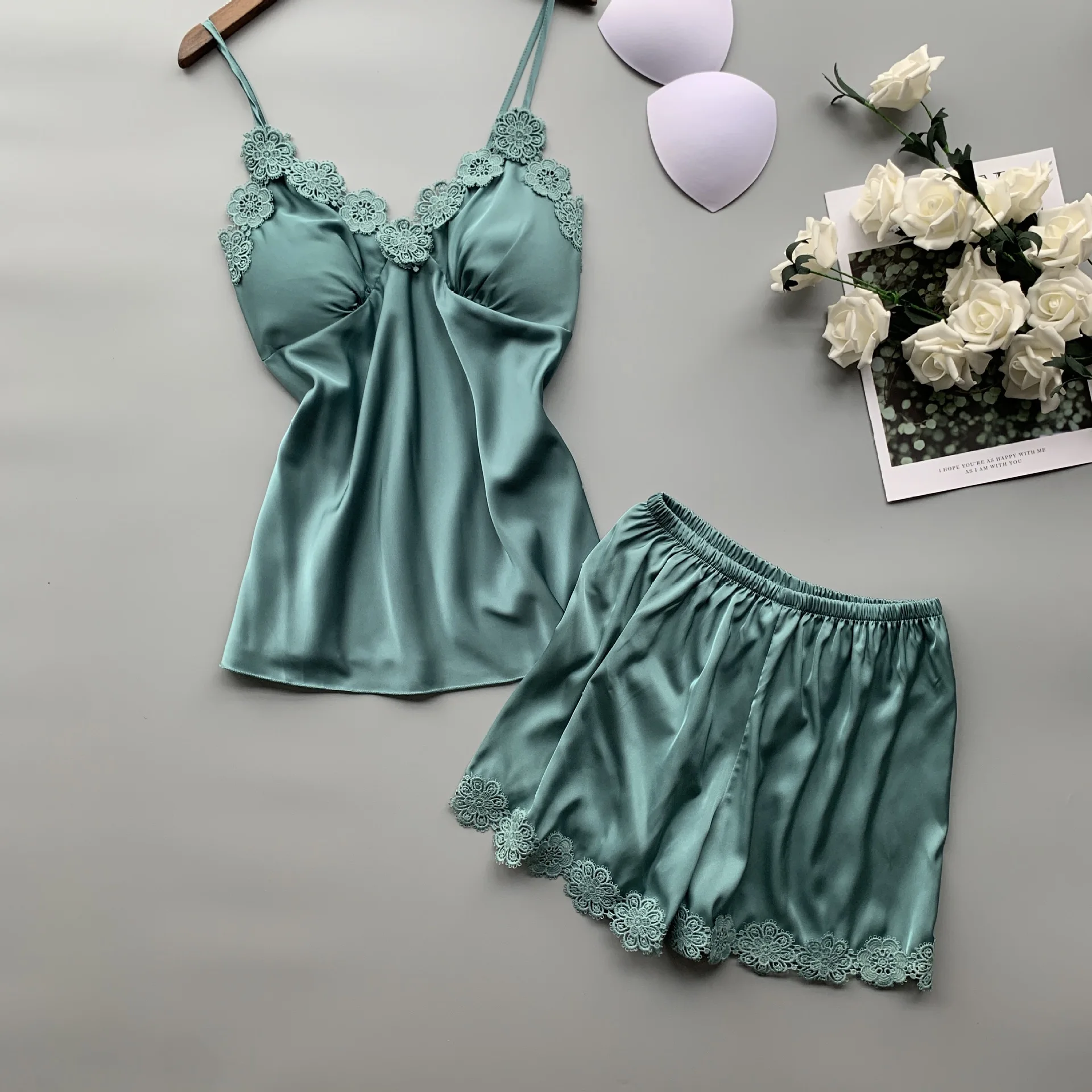 Ice Silk Pajamas Woman Sexy Camisole Shorts Twinset Pijama With Chest Pad Spaghetti Strap Sleepwear
